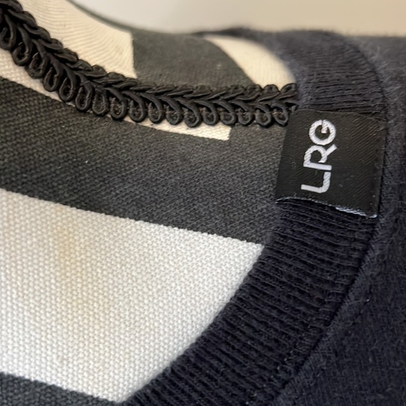 LRG tee - Picture 3 of 4